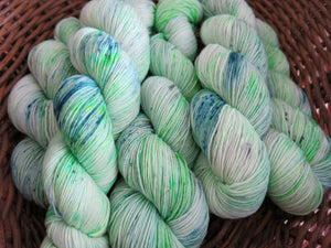 indie dyed choufunga superwash sock yarn by my mama knits