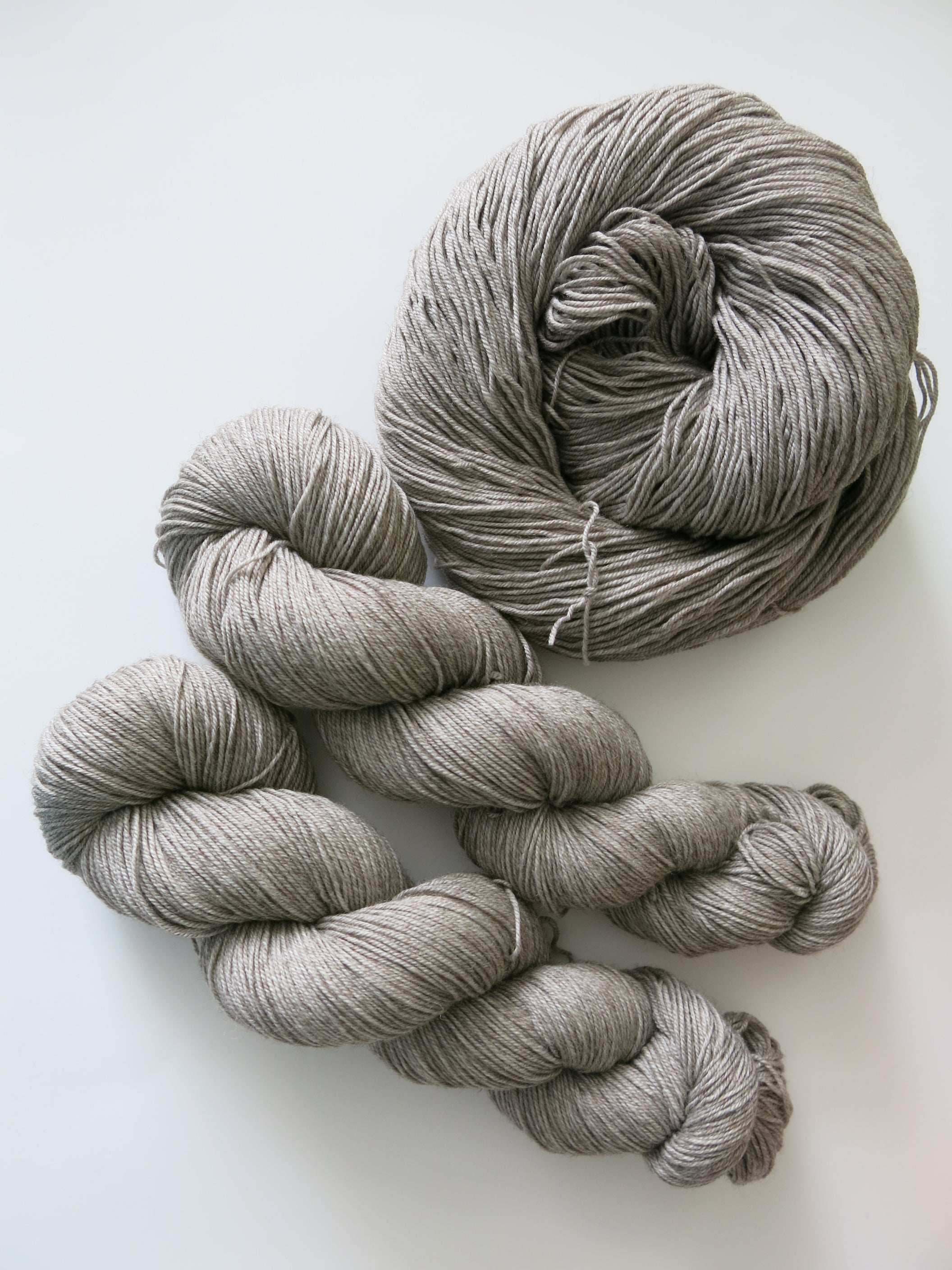 Undyed Yarn (Skeins) – Sock Wool