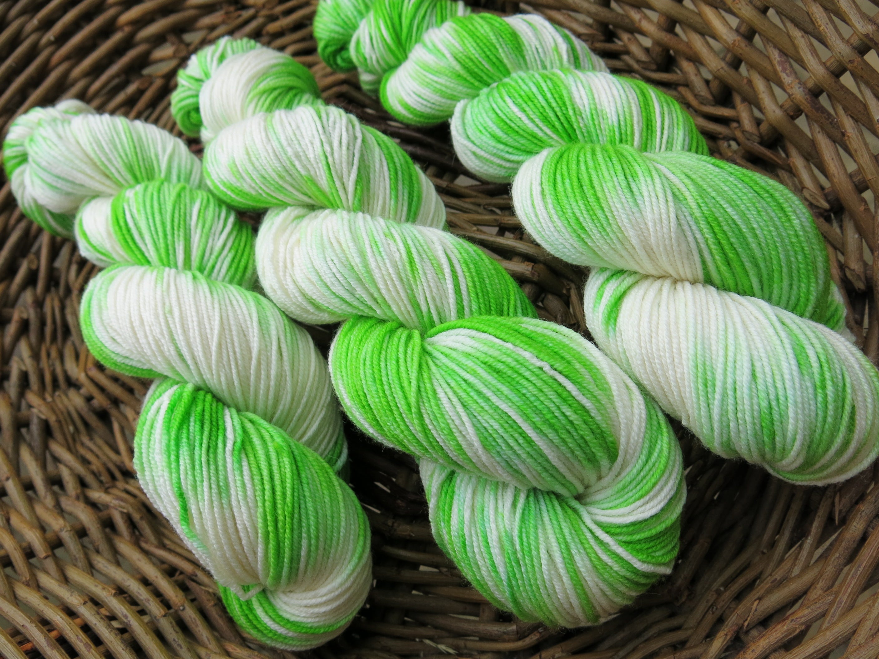 indie dyed lime green 8 ply merino for knitting