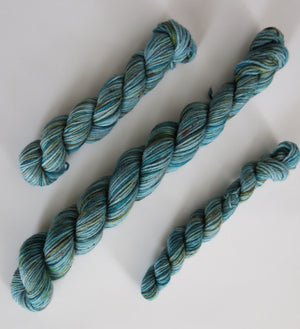 hand dyed blue green superwash merino sock yarn