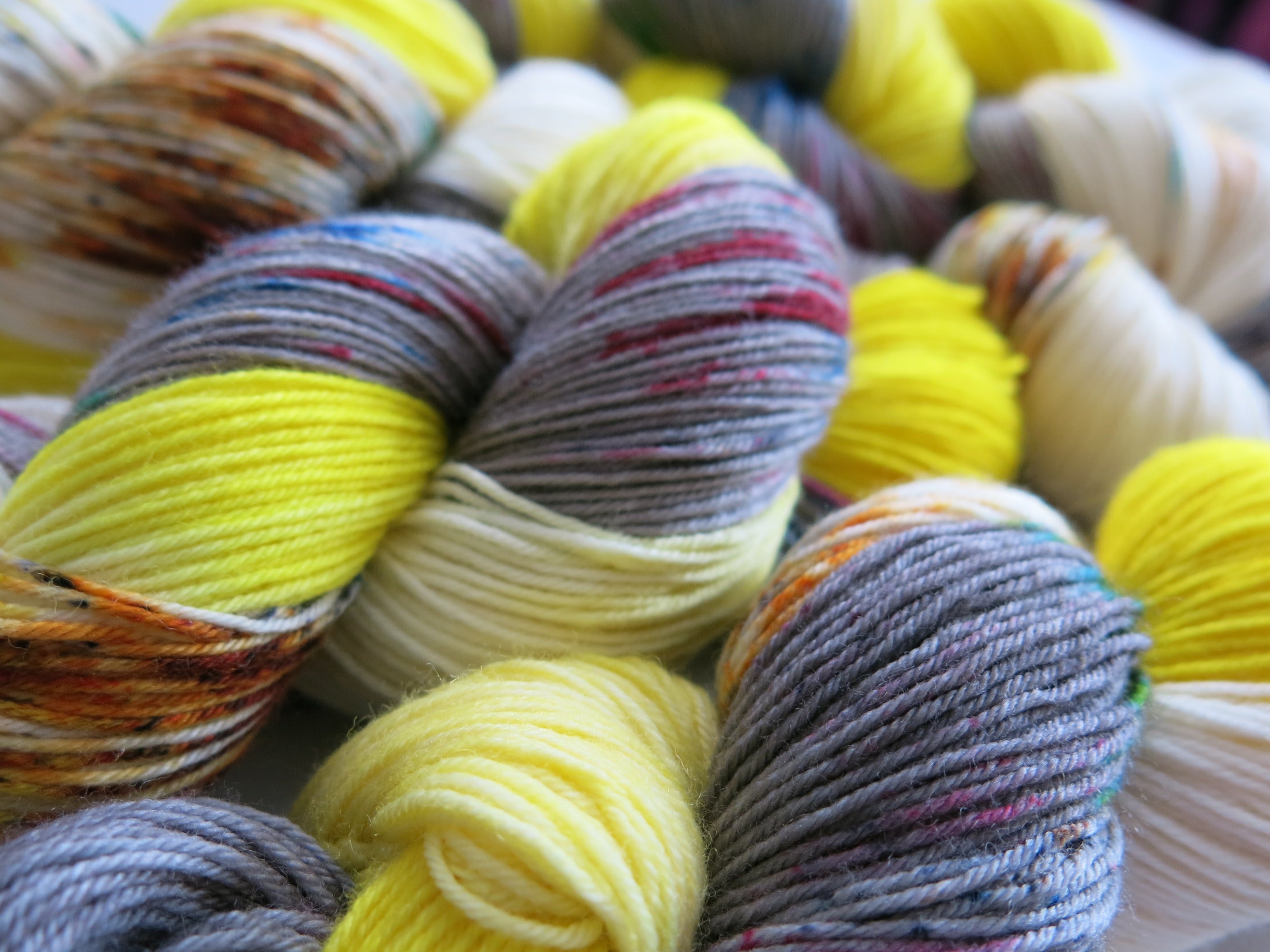 hand dyed yarn inspired by fear and loathing in las vegas