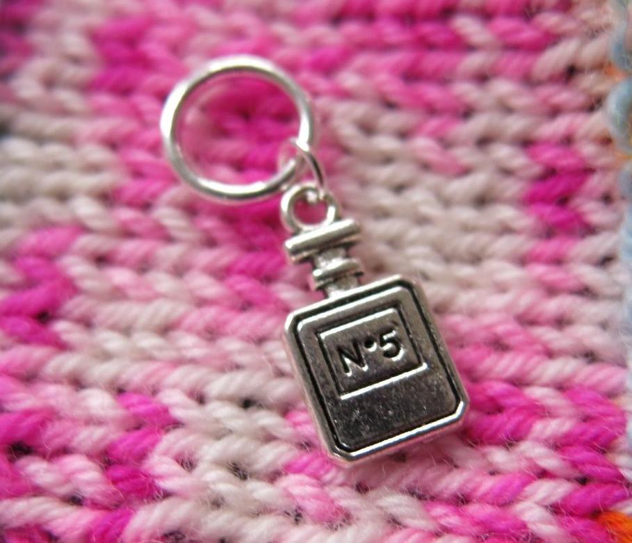 chanel no 5 charm on a snagless ring for knitting
