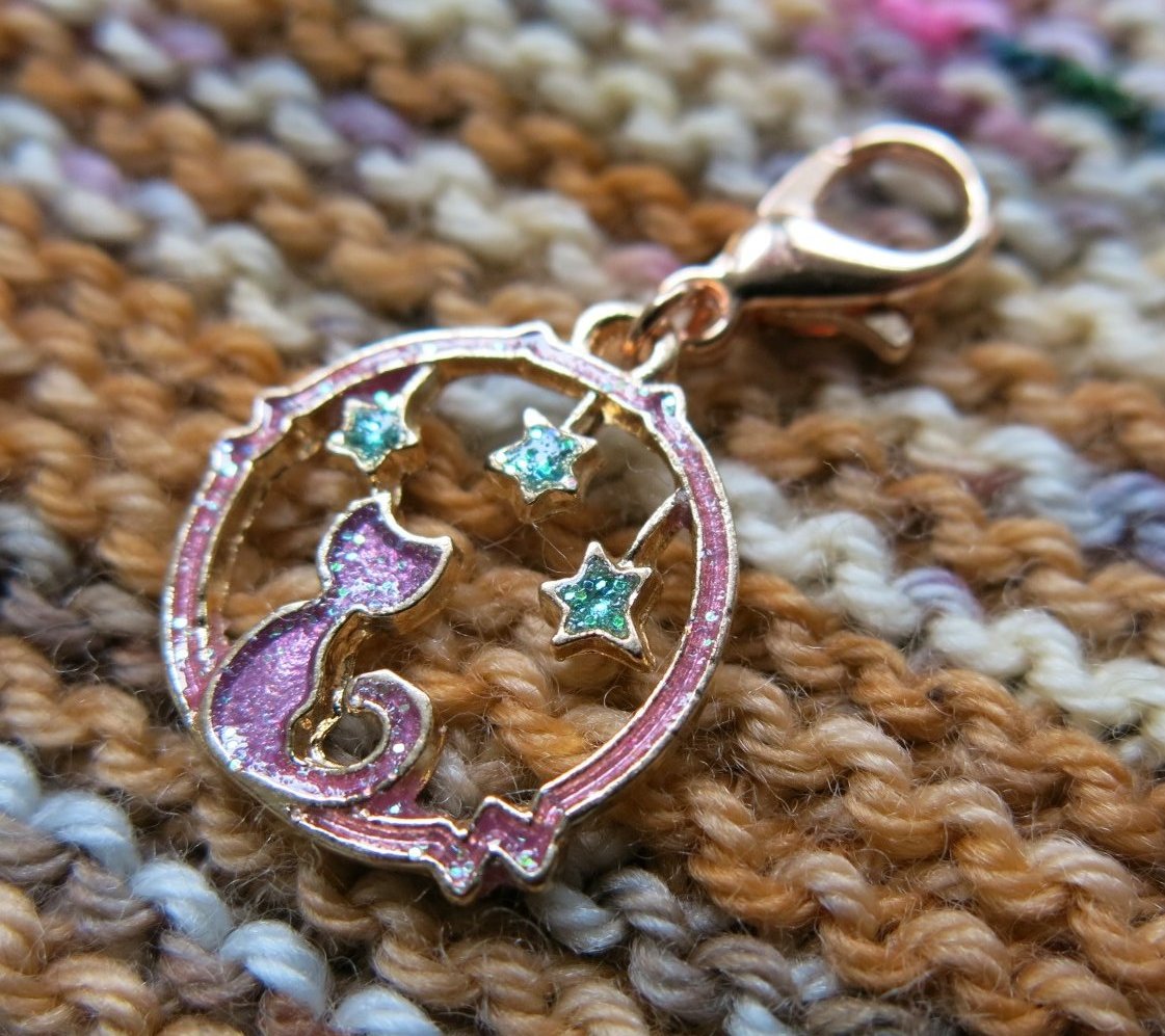 hanging pink gitter cat charm for bags, zippers and necklaces