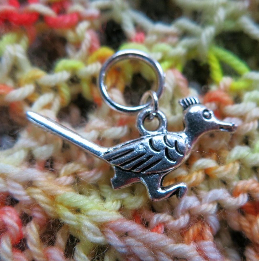 snagless roadrunner bird stitch marker for knitting and crafts