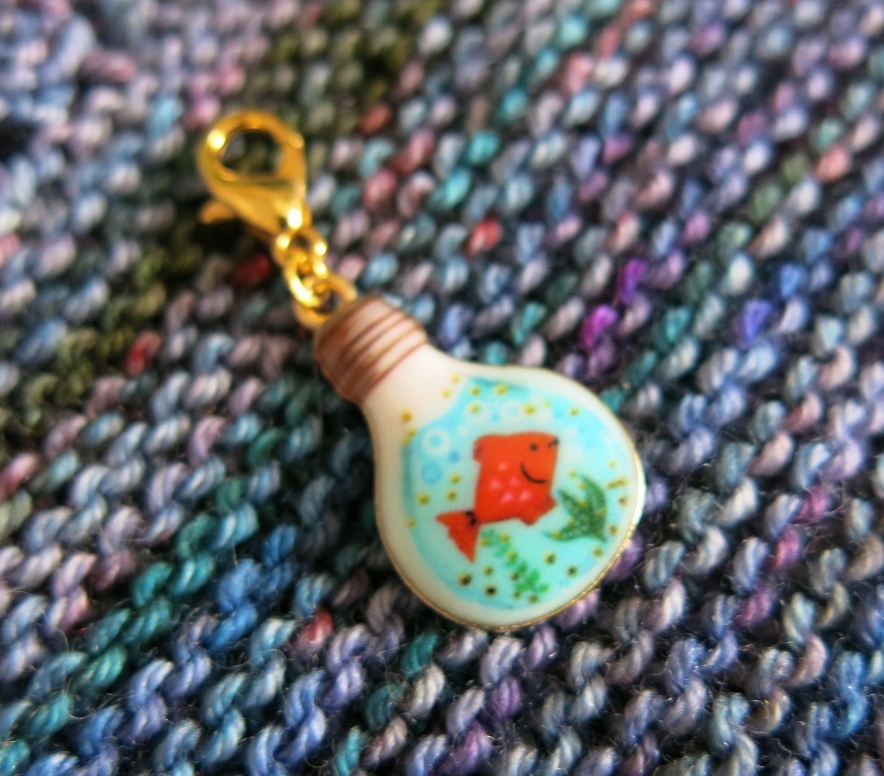 goldfish bowl hanging charm for bracelets, bags, zippers and knitting