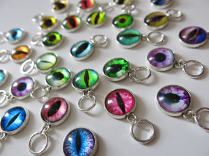 snagless reptile eye stitch markers for knitting projects