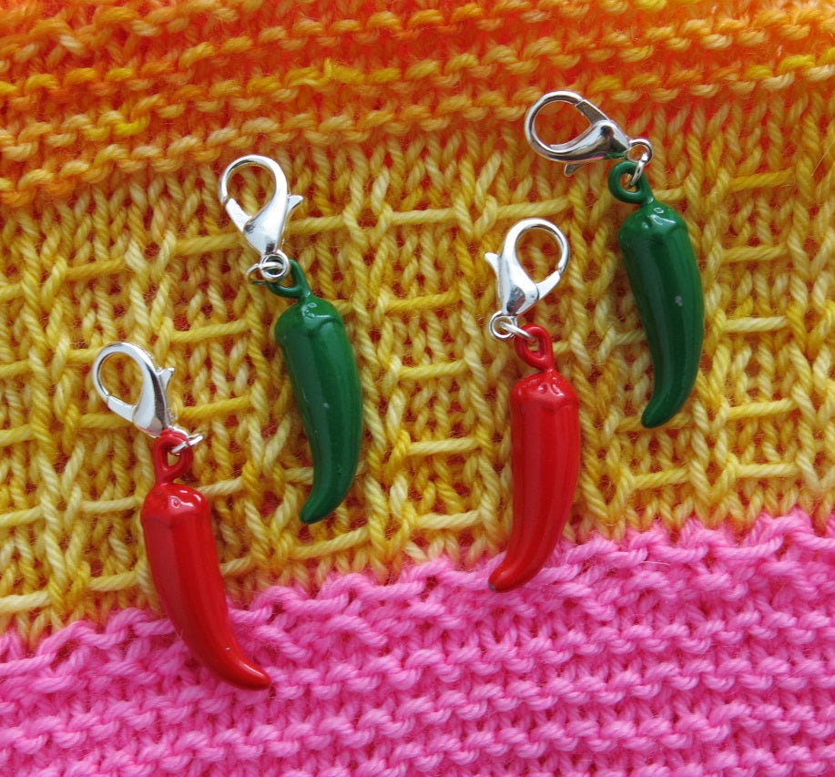 red and green chile charms on lobster clasps for knitting and crochet