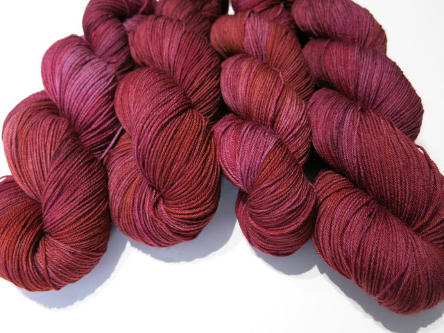 deep tonal burgandy maroon cabernet coloured sock yarn