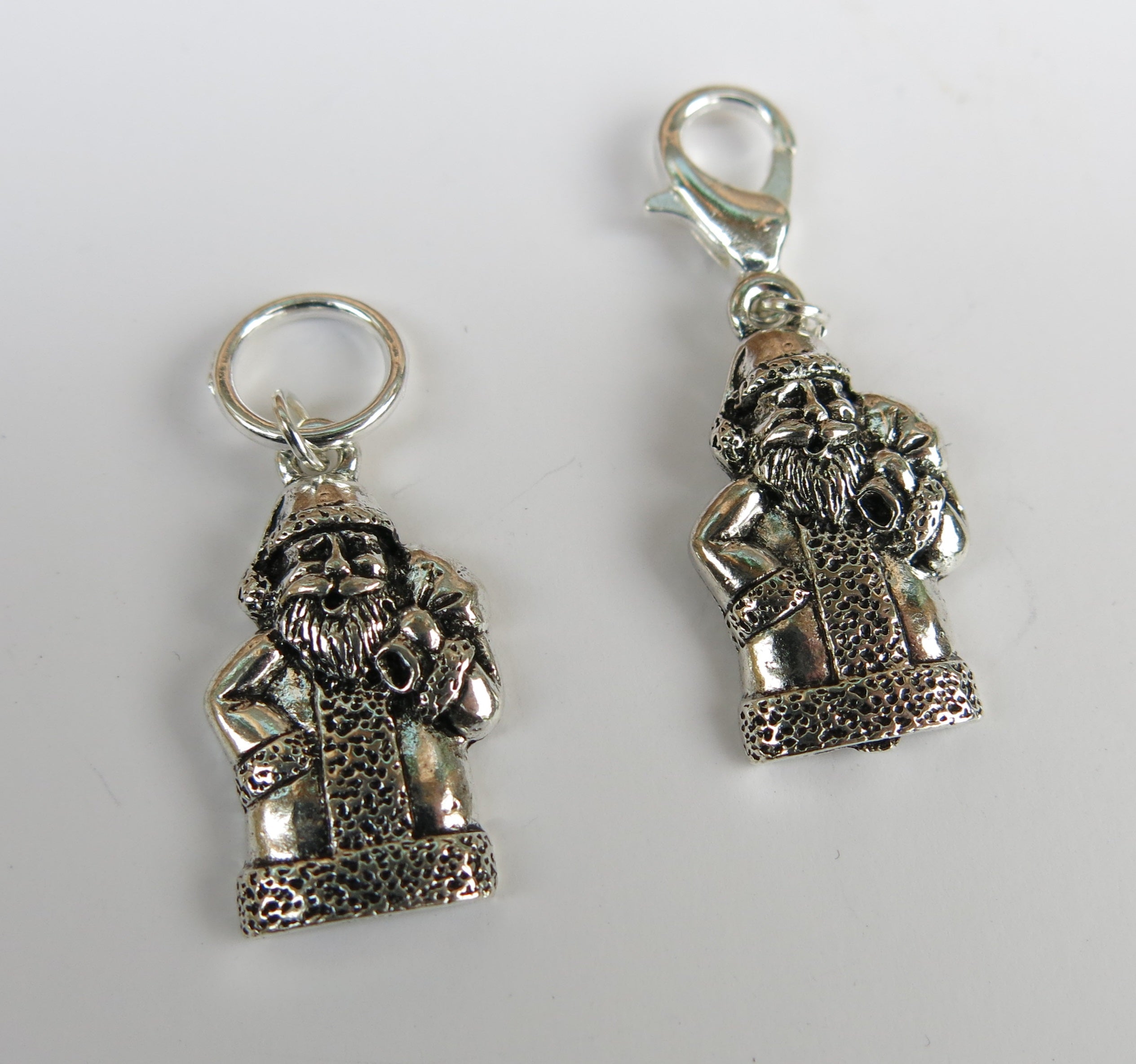 Father Christmas Snagless Stitch Marker or Clasp Place Keeper