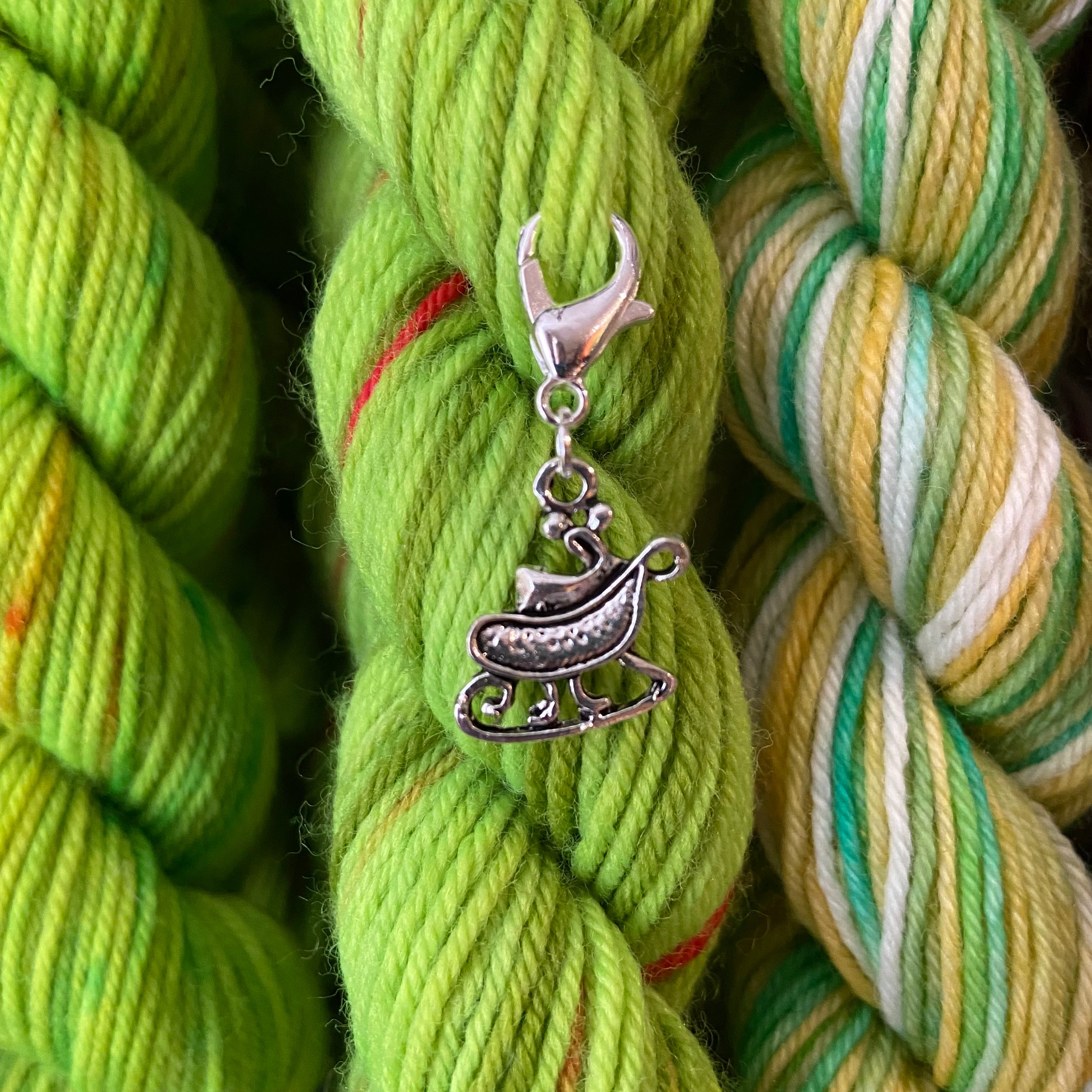 Winter Sleigh Snagless Stitch Marker or Clasp Place Keeper
