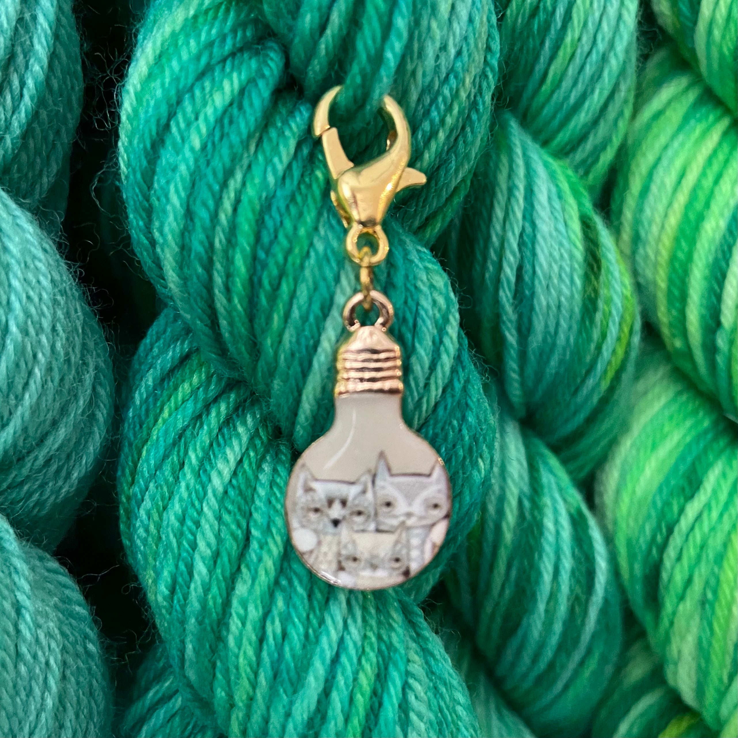 Cat Bulb Stitch Marker or Place Keeper